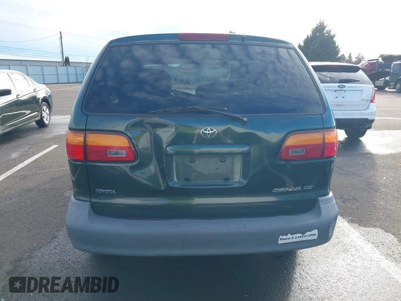 2000 Toyota Sienna CE with VIN 4T3ZF19C6YU220808, listed as a IAAI auction lot 41250496 with 222,812 mi miles. Bid and sale history available at carsss.com. Image 16.
