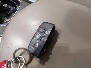 2017 Land Rover Range Rover Sport HSE с VIN SALWR2FV7HA682887, выставлен на аукционе IAAI как лот 41468533 с пробегом 108 283 миль миль и . История ставок и продаж доступна на DreamBid. Изображение 11.