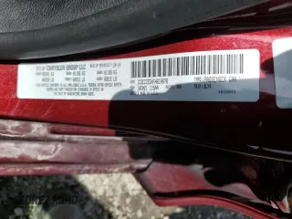 2015 Chrysler 200 C z VIN 1C3CCCEGXFN610676, wystawiony jako Copart lot #50576045 z przebiegiem 183 912 mil mil oraz Tytuł czysty. Historia ofert i sprzedaży dostępna na DreamBid. Obrazek 12.