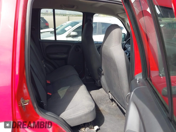 2004 Jeep Liberty Sport with VIN 1J4GK48K84W205147, listed as a IAAI auction lot 41928572 with 159,546 mi miles and . Bid and sale history available at DreamBid. Image 8.