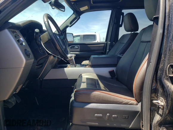 2016 Ford Expedition XLT с VIN 1FMJU1JT6GEF11681, выставлен на аукционе Copart как лот 53618415 с пробегом 223 456 миль миль и Списание • Salvage title. История ставок и продаж доступна на DreamBid. Изображение 7.