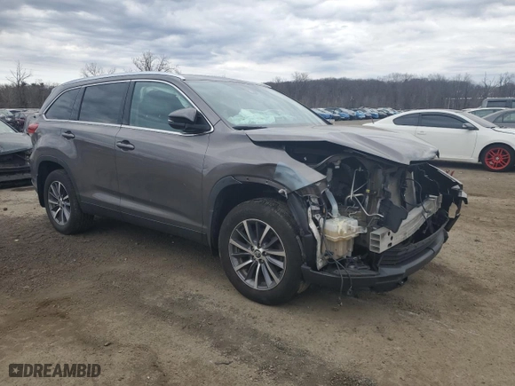 2019 Toyota Highlander SE with VIN 5TDJZRFH8KS598432, listed as a Copart auction lot 48376755 with 87,674 mi miles and Salvage Title. Bid and sale history available at carsss.com. Image 4.