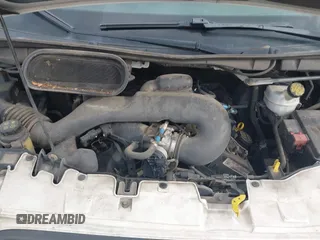 2018 Ford Transit with VIN 1FTYE1ZM2JKB30853, listed as a IAAI auction lot 42025674 with 188,545 mi miles and . Bid and sale history available at DreamBid. Image 10.
