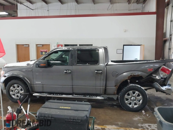 2011 Ford F-150 XLT with VIN 1FTFW1ET4BFB50467, listed as a IAAI auction lot 41608114 with 201,858 mi miles. Bid and sale history available at carsss.com. Image 14.