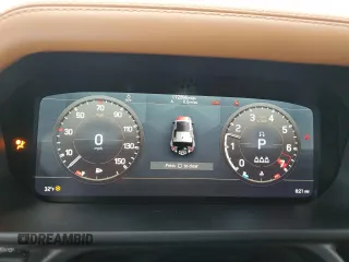 2022 Land Rover Defender z VIN SALEX7RU4N2095571, wystawiony jako Copart lot #85492574 z przebiegiem 12 896 mil mil oraz Szkoda całkowita • Salvage title. Historia ofert i sprzedaży dostępna na DreamBid. Obrazek 9.