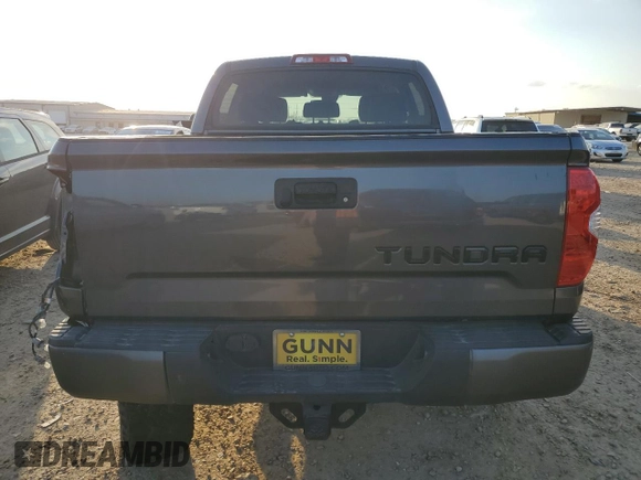 2018 Toyota Tundra 2WD SR5 with VIN 5TFEM5F19JX128043, listed as a Copart auction lot 44219785 with 82,832 mi miles and Salvage Title. Bid and sale history available at carsss.com. Image 6.