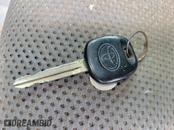 2012 Toyota Tacoma с VIN 3TMLU4EN3CM087777, выставлен на аукционе IAAI как лот 42208691 с пробегом 359 942 миль миль и . История ставок и продаж доступна на DreamBid. Изображение 11.