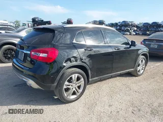 2016 Mercedes-Benz GLA 250 z VIN WDCTG4EBXGJ203129, wystawiony jako IAAI lot #41913190 z przebiegiem 64 874 mil mil oraz . Historia ofert i sprzedaży dostępna na DreamBid. Obrazek 4.