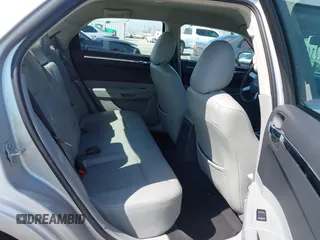2007 Chrysler 300 Touring with VIN 2C3KA53G57H737815, listed as a IAAI auction lot 42126668 with 46,750 mi miles and . Bid and sale history available at DreamBid. Image 8.