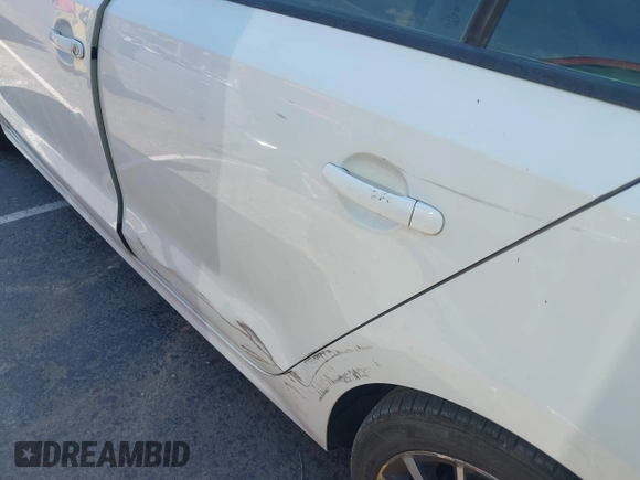 2015 Volkswagen Jetta SE с VIN 3VWD17AJ2FM406556, выставлен на аукционе IAAI как лот 42676945 с пробегом 153 903 миль миль и . История ставок и продаж доступна на DreamBid. Изображение 16.