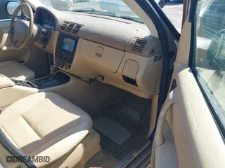 2001 Mercedes-Benz M-Class with VIN 4JGAB54E71A245256, listed as a IAAI auction lot 41697960 with 191,911 mi miles. Bid and sale history available at carsss.com. Image 5.
