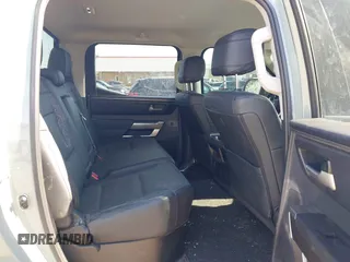 2022 Toyota Tundra SR5 with VIN 5TFLA5AB7NX013477, listed as a IAAI auction lot 42172272 with 30,460 mi miles and . Bid and sale history available at DreamBid. Image 8.
