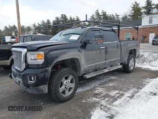 2016 GMC Sierra 2500HD Denali z VIN 1GT12UE81GF128498, wystawiony jako IAAI lot #41346398 z przebiegiem 164 532 mil mil oraz . Historia ofert i sprzedaży dostępna na DreamBid. Obrazek 20.