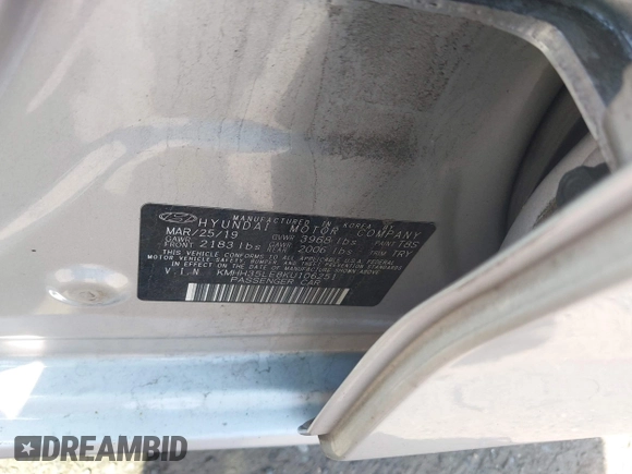 2019 Hyundai Elantra GT with VIN KMHH35LE8KU106251, listed as a IAAI auction lot 42015806 with 58,493 mi miles. Bid and sale history available at carsss.com. Image 9.