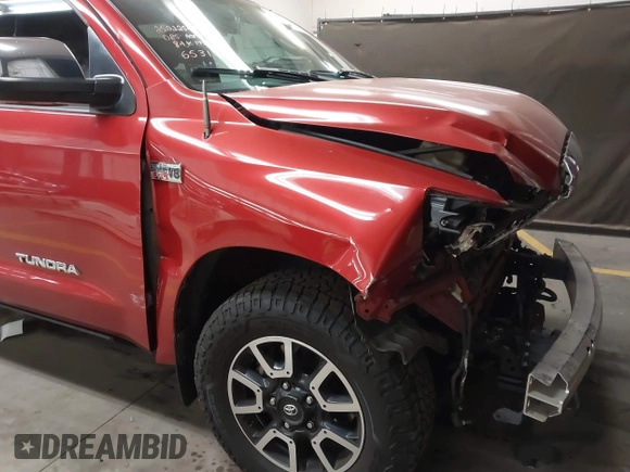 2011 Toyota Tundra 4WD Truck LTD with VIN 5TFBY5F12BX166531, listed as a IAAI auction lot 41680915 with 164,314 mi miles. Bid and sale history available at carsss.com. Image 6.