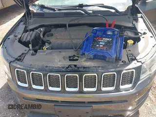 2018 Jeep Compass Latitude z VIN 3C4NJDBB7JT103901, wystawiony jako IAAI lot #42358749 z przebiegiem 91 083 mil mil oraz . Historia ofert i sprzedaży dostępna na DreamBid. Obrazek 10.