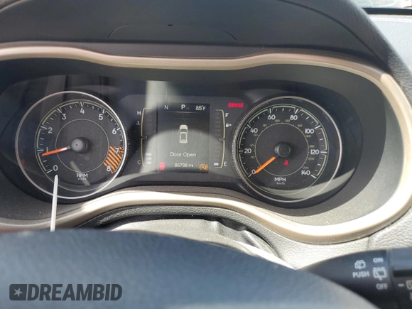 2015 Jeep Cherokee Latitude с VIN 1C4PJMCS5FW512858, выставлен на аукционе Copart как лот 62408695 с пробегом 86 738 миль миль и Чистый • Clean title. История ставок и продаж доступна на DreamBid. Изображение 9.