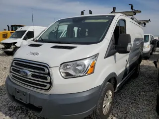 2017 Ford Transit with VIN 1FTYR1YMXHKA99707, listed as a Copart auction lot 71159204 with 198,901 mi miles and Clean Title. Bid and sale history available at carsss.com. Image 1.