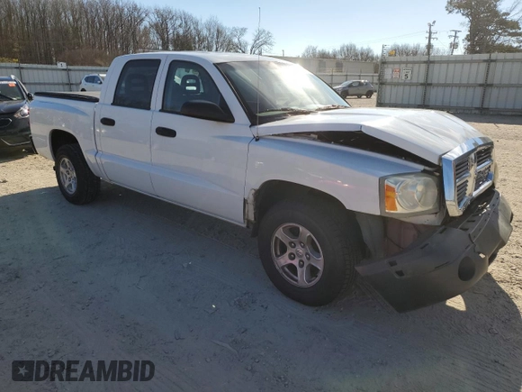 2005 Dodge Dakota SLT with VIN 1D7HE48K35S189245, listed as a Copart auction lot 86181604 with 209,727 mi miles and Clean Title. Bid and sale history available at DreamBid. Image 4.