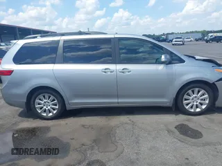 2015 Toyota Sienna XLE with VIN 5TDYK3DC5FS685735, listed as a IAAI auction lot 42139229 with 87,694 mi miles and . Bid and sale history available at DreamBid. Image 13.