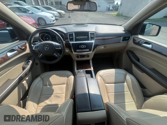 2014 Mercedes-Benz M 350 с VIN 4JGDA5HB8EA321217, выставлен на аукционе Copart как лот 60213275 с пробегом 118 409 миль миль и Чистый • Clean title. История ставок и продаж доступна на DreamBid. Изображение 9.