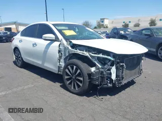 2018 Nissan Altima SV with VIN 1N4AL3AP4JC186544, listed as a IAAI auction lot 41892390 with 113,384 mi miles and . Bid and sale history available at DreamBid. Image 1.