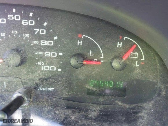 2006 Ford Econoline Cargo Van with VIN 1FTNE24L56DA64432, listed as a IAAI auction lot 41888024 with 245,481 mi miles. Bid and sale history available at carsss.com. Image 7.