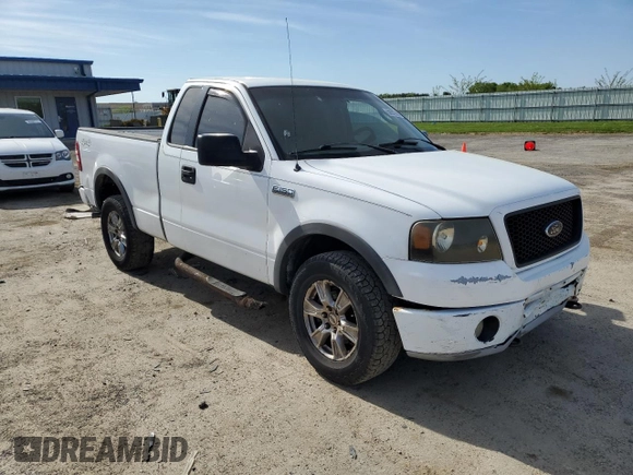 2006 Ford F-150 XL with VIN 1FTRF14W46NA81042, listed as a Copart auction lot 56927865 with 199,446 mi miles and Clean title. Bid and sale history available at DreamBid. Image 4.