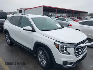 2022 GMC Terrain SLT with VIN 3GKALPEV8NL235382, listed as a IAAI auction lot 41434208 with 52,570 mi miles. Bid and sale history available at carsss.com. Image 1.