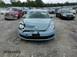 2012 Volkswagen Beetle 2.5L PZEV with VIN 3VWJP7AT1CM652044, listed as a Copart auction lot 60855665 with 49,481 mi miles and Clean title. Bid and sale history available at DreamBid. Image 14.