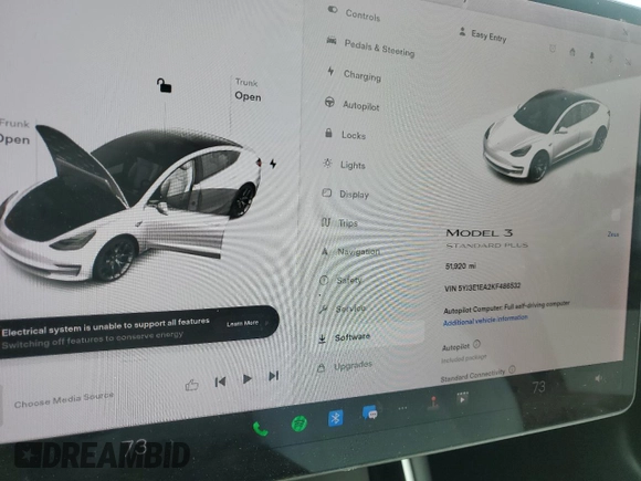 2019 Tesla Model 3 Mid Range z VIN 5YJ3E1EA2KF486532, wystawiony jako Copart lot #58082635 z przebiegiem 51 920 mil mil oraz Tytuł czysty. Historia ofert i sprzedaży dostępna na DreamBid. Obrazek 9.