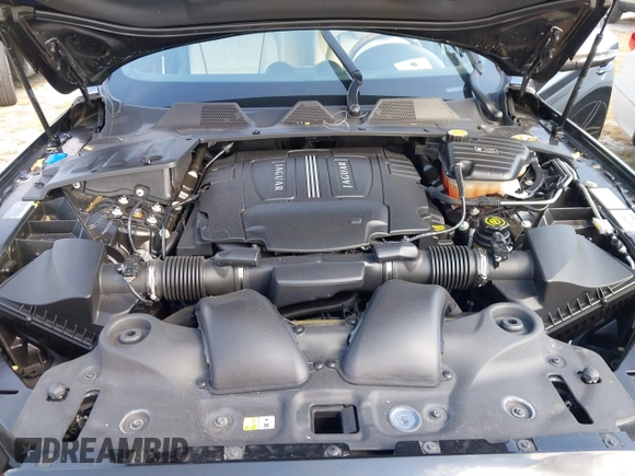 2012 Jaguar XJ XJL with VIN SAJWA2GB2CLV37760, listed as a IAAI auction lot 40541475 with Not provided miles and . Bid and sale history available at DreamBid. Image 10.