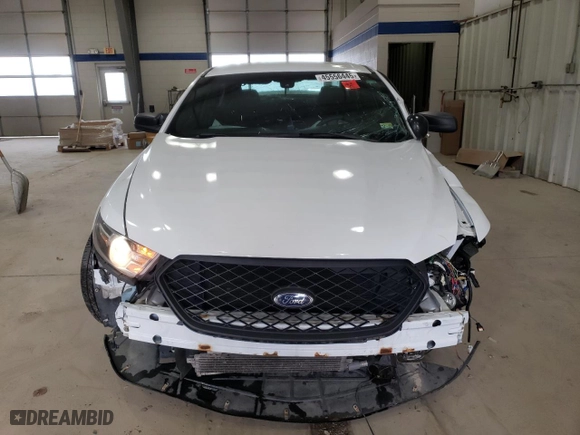2018 Ford Police Interceptor Sedan with VIN 1FAHP2L85JG114330, listed as a Copart auction lot 45556445 with 106,435 mi miles and Salvage Title. Bid and sale history available at carsss.com. Image 5.