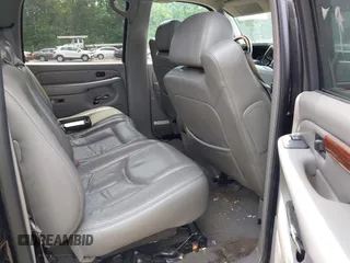 2004 Cadillac Escalade EXT z VIN 3GYEK62N54G290873, wystawiony jako IAAI lot #42411835 z przebiegiem 223 898 mil mil oraz . Historia ofert i sprzedaży dostępna na DreamBid. Obrazek 8.