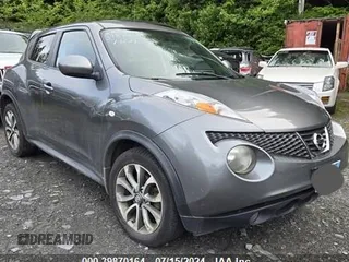 2011 Nissan Juke SL with VIN JN8AF5MV7BT010682, listed as a IAAI auction lot 39870164 with 128,578 mi miles. Bid and sale history available at carsss.com. Image 1.