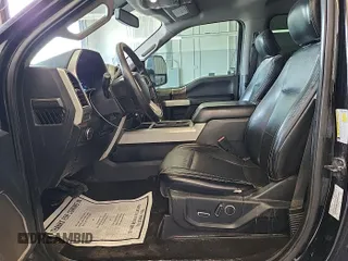 2019 Ford F-250 XL z VIN 1FT7W2BT0KED41596, wystawiony jako IAAI lot #42785422 z przebiegiem 246 034 mil mil oraz . Historia ofert i sprzedaży dostępna na DreamBid. Obrazek 37.