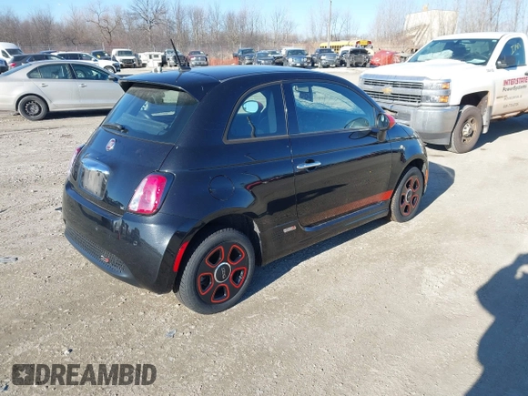 2013 FIAT 500e with VIN 3C3CFFGE9DT663239, listed as a IAAI auction lot 41437853 with 1 mi miles. Bid and sale history available at carsss.com. Image 4.