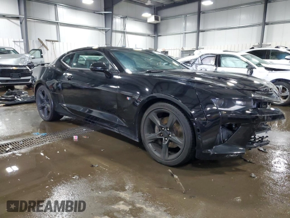 2017 Chevrolet Camaro 2SS z VIN 1G1FG1R72H0189573, wystawiony jako Copart lot #58092845 z przebiegiem 103 089 mil mil oraz Szkoda całkowita • Salvage title. Historia ofert i sprzedaży dostępna na DreamBid. Obrazek 4.