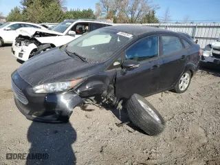 2015 Ford Fiesta SE with VIN 3FADP4BJ7FM219740, listed as a Copart auction lot 78845254 with 32,818 mi miles and Salvage Title. Bid and sale history available at carsss.com. Image 1.