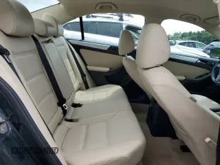 2013 Volkswagen Jetta SE с VIN 3VWDX7AJ3DM410952, выставлен на аукционе Copart как лот 62918085 с пробегом 149 728 миль миль и Списание • Salvage title. История ставок и продаж доступна на DreamBid. Изображение 10.