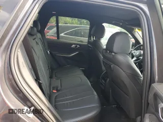 2019 BMW X5 xDrive40i with VIN 5UXCR6C57KLL11051, listed as a Copart auction lot 60268695 with 169,671 mi miles and Salvage title. Bid and sale history available at DreamBid. Image 10.