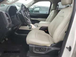2019 Ford Expedition Platinum z VIN 1FMJU1MT9KEA33258, wystawiony jako Copart lot #59919395 z przebiegiem 94 171 mil mil oraz Szkoda całkowita • Salvage title. Historia ofert i sprzedaży dostępna na DreamBid. Obrazek 7.