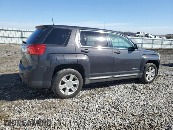 2013 GMC Terrain SLE z VIN 2GKALMEK6D6203618, wystawiony jako Copart lot #49356565 z przebiegiem 128 664 mil mil oraz Szkoda całkowita • Salvage title. Historia ofert i sprzedaży dostępna na DreamBid. Obrazek 3.