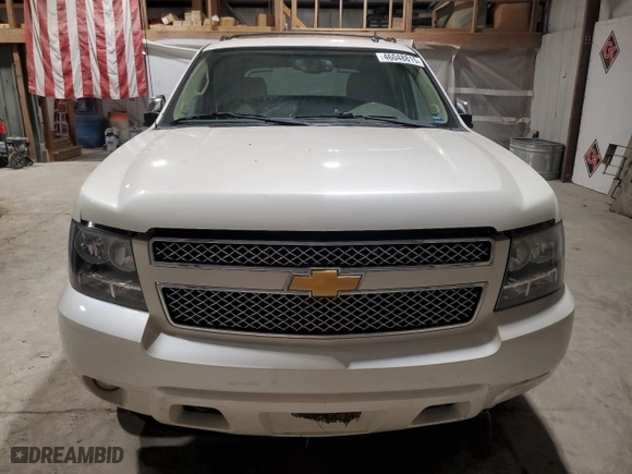 2013 Chevrolet Avalanche LTZ with VIN 3GNTKGE74DG149753, listed as a Copart auction lot 46048815 with 100,736 mi miles and Salvage Title. Bid and sale history available at carsss.com. Image 5.
