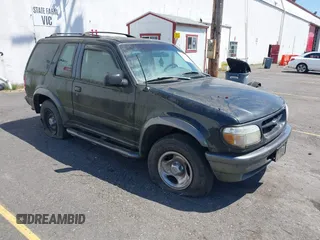1998 Ford Explorer Sport z VIN 1FMYU24E6WUB31407, wystawiony jako IAAI lot #42745395 z przebiegiem 177 080 mil mil oraz . Historia ofert i sprzedaży dostępna na DreamBid. Obrazek 1.