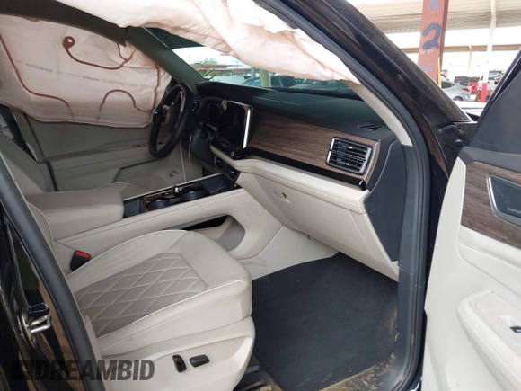 2024 Volkswagen Atlas SEL Premium R-Line с VIN 1V2FR2CA1RC514031, выставлен на аукционе IAAI как лот 41964990 с пробегом Не указан миль и . История ставок и продаж доступна на DreamBid. Изображение 5.