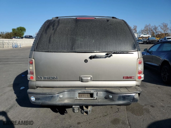 2002 GMC Yukon SLT with VIN 1GKEC13T12R136956, listed as a Copart auction lot 88806565 with 0 mi miles and Clean Title. Bid and sale history available at carsss.com. Image 7.
