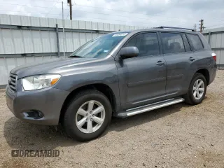 2010 Toyota Highlander SE z VIN 5TDKK3EH1AS010716, wystawiony jako Copart lot #56064015 z przebiegiem 241 229 mil mil oraz Szkoda całkowita • Salvage title. Historia ofert i sprzedaży dostępna na DreamBid. Obrazek 1.