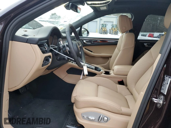 2025 Porsche Macan with VIN WP1AA2A51SLB03550, listed as a Copart auction lot 88043255 with 620 mi miles and Salvage title. Bid and sale history available at DreamBid. Image 7.