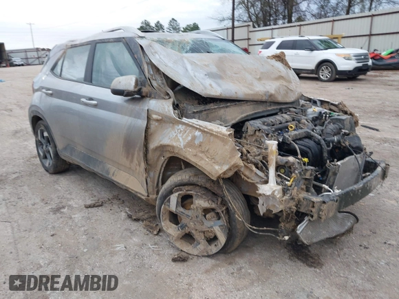 2024 Hyundai Venue SEL with VIN KMHRC8A32RU333999, listed as a IAAI auction lot 41265592 with 17,616 mi miles and . Bid and sale history available at DreamBid. Image 16.